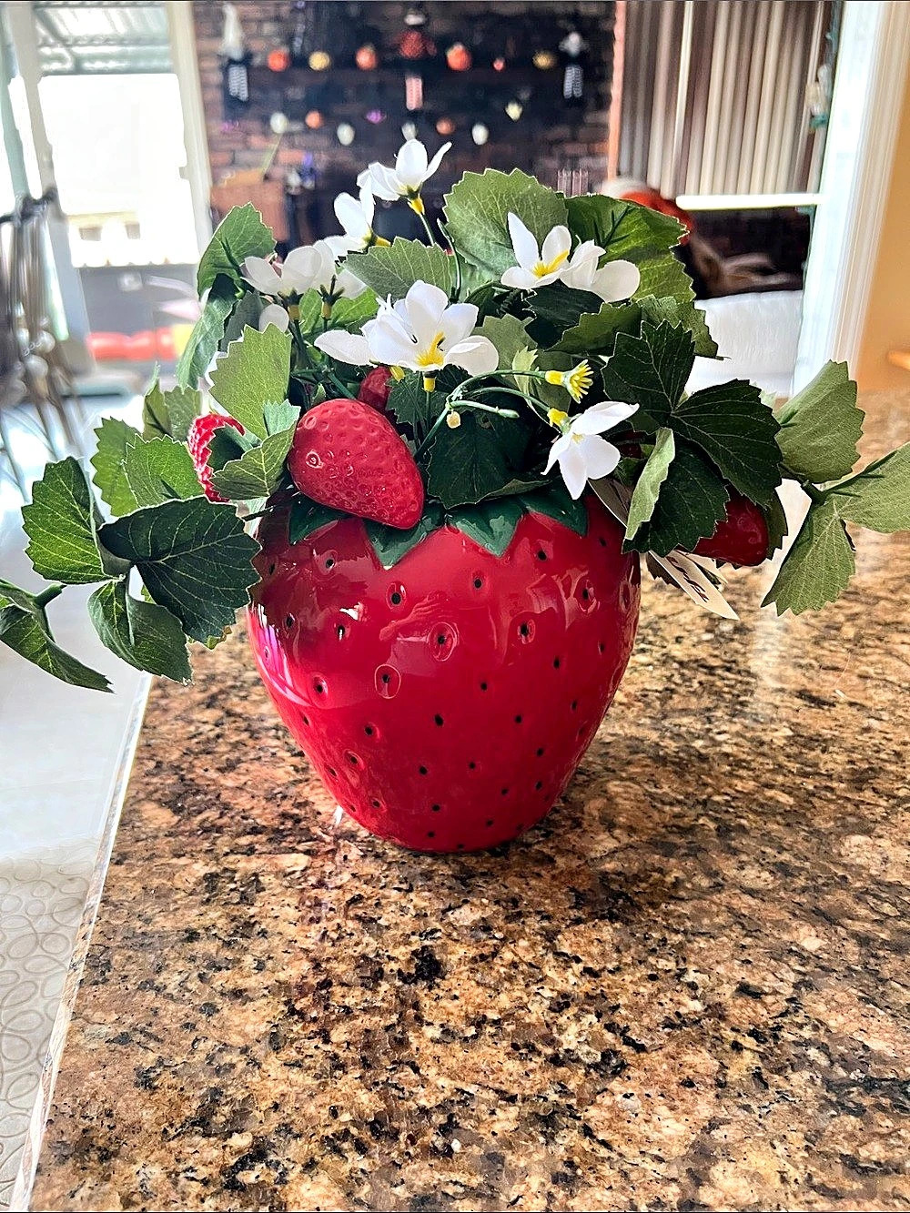 Martha Stewart Strawberry Floral Table Decor NWT in Red & Green